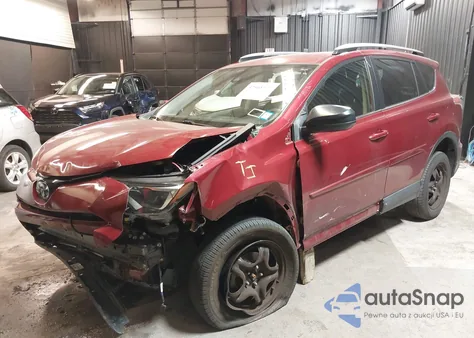 2018 Toyota Rav4 Le z USA, uszkodzony, nr VIN JTMBFREV0JD224587